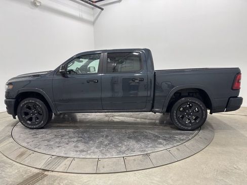 New 2026 RAM 1500 4x4 Crew Cab image 4