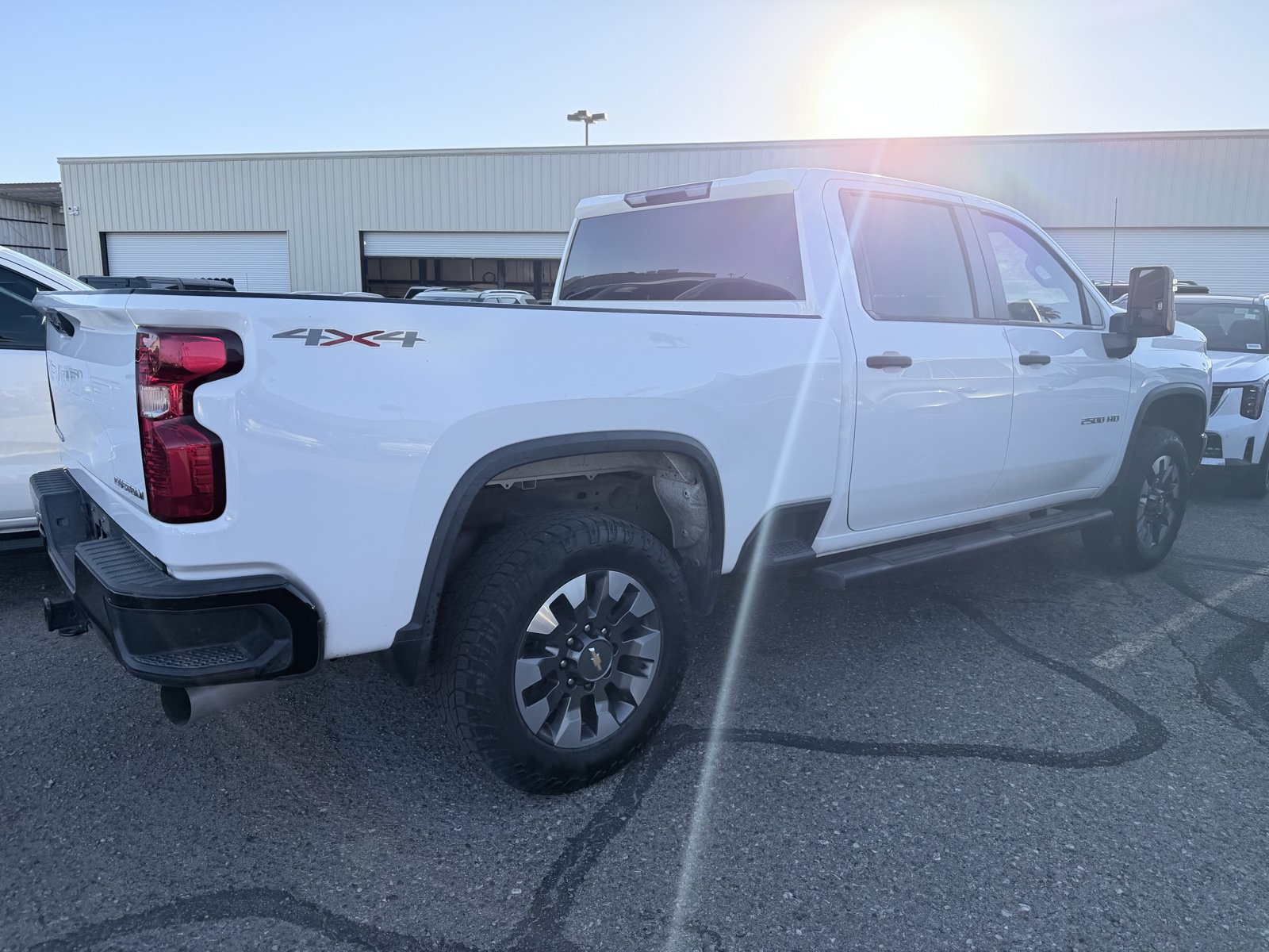 Used 2022 Chevrolet Silverado 2500 Custom w/ Custom Value Package AWD/4WD image 2