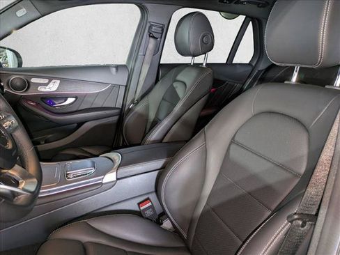 Used 2022 Mercedes-Benz GLC 300 image 17
