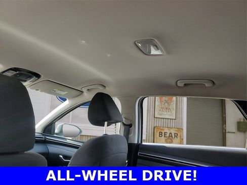 Used 2022 Hyundai Tucson SE image 13