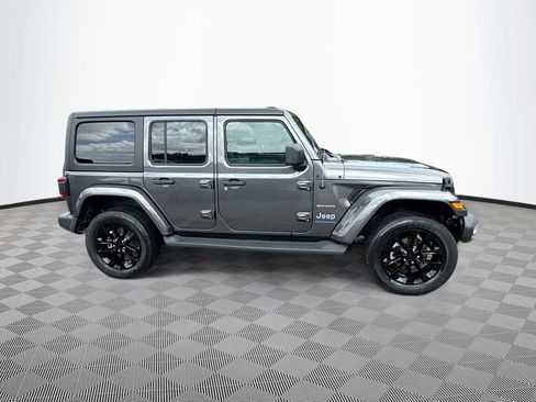 Used 2023 Jeep Wrangler Unlimited Sahara w/ Cold Weather Group AWD/4WD image 5