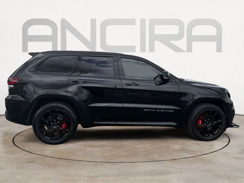 Used 2017 Jeep Grand Cherokee SRT AWD/4WD image 8