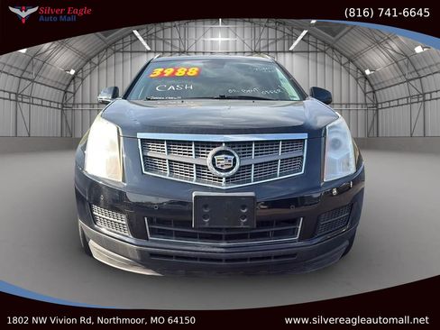 Used 2010 Cadillac SRX Luxury image 2