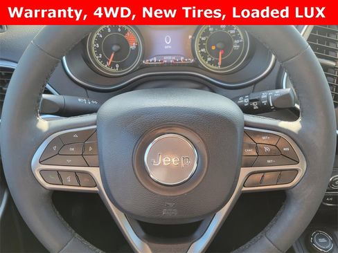 Used 2022 Jeep Cherokee Latitude Lux image 10