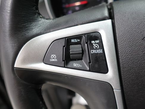 Used 2017 Chevrolet Equinox LT w/ Convenience Package AWD/4WD image 32
