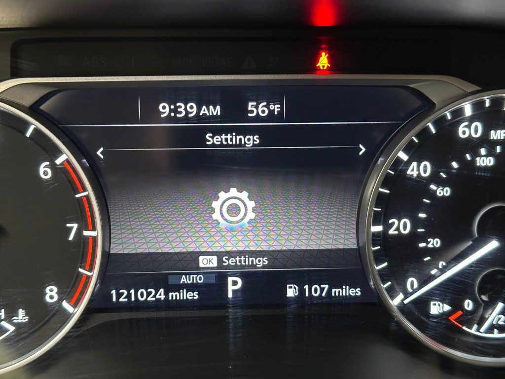Used 2021 Nissan Rogue SV AWD/4WD image 3
