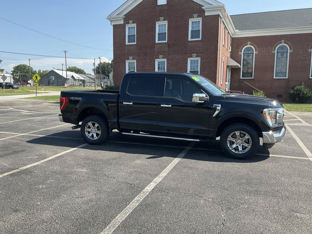 Used 2021 Ford F150 XLT w/ Equipment Group 302A High AWD/4WD image 4