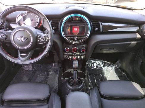 Used 2019 MINI Cooper S w/ Signature Upholstery Package image 13