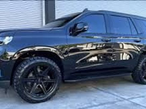 Used 2021 Chevrolet Tahoe LT image 1