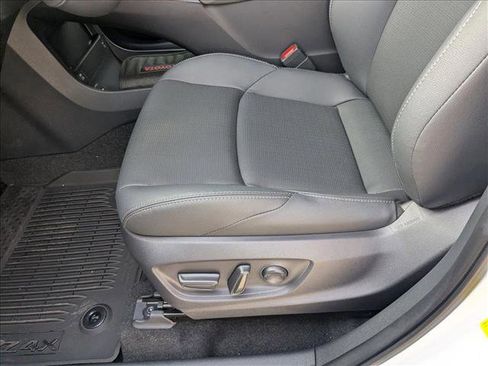 New 2025 Toyota bZ4X FWD image 4