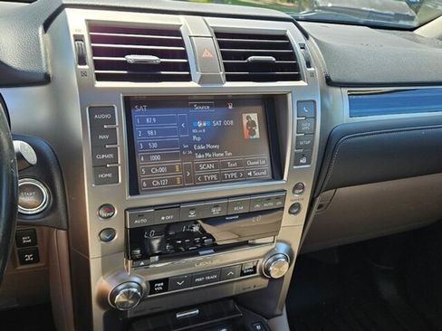 Used 2021 Lexus GX 460 Premium image 21