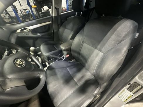 Used 2009 Toyota Matrix FWD image 17