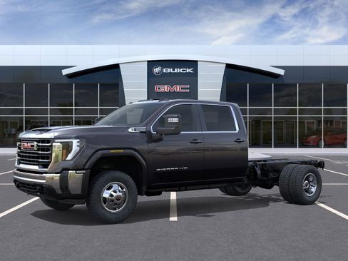 New 2026 GMC Sierra 3500 SLE w/ SLE Convenience Package image 2
