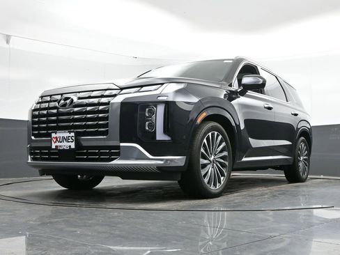 Used 2023 Hyundai Palisade Calligraphy AWD/4WD image 45