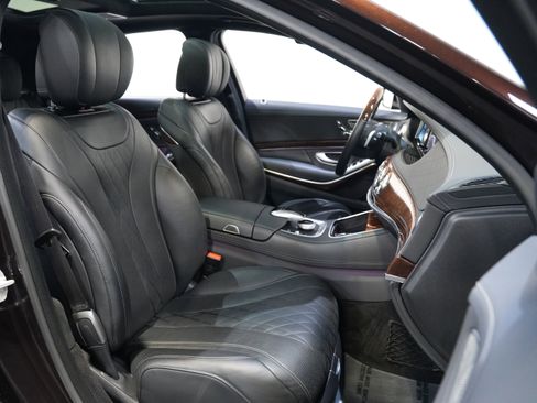 Used 2015 Mercedes-Benz S 550 4MATIC Sedan image 32