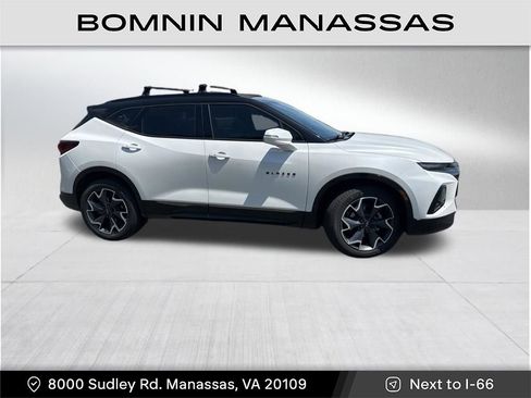 Used 2022 Chevrolet Blazer RS w/ Enhanced Convenience Package AWD/4WD image 3