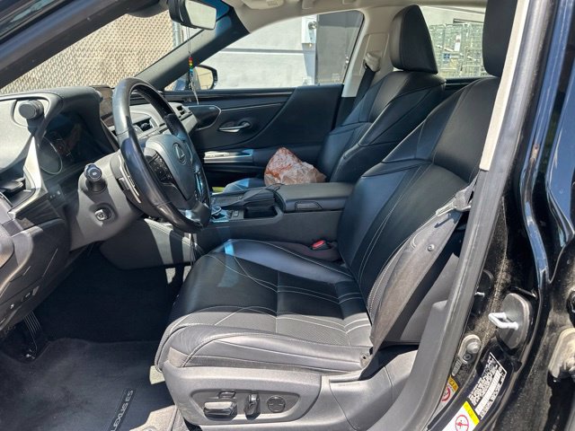 Used 2019 Lexus ES 300h FWD image 11