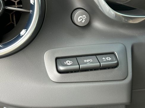 Used 2022 Chevrolet Camaro SS image 33