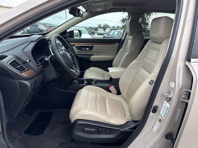 Used 2019 Honda CR-V Touring image 17