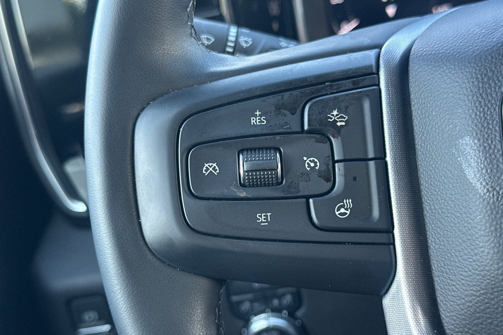 Used 2024 GMC Sierra 1500 SLE AWD/4WD image 34