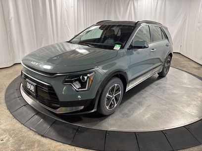 New 2026 Kia Niro SX
