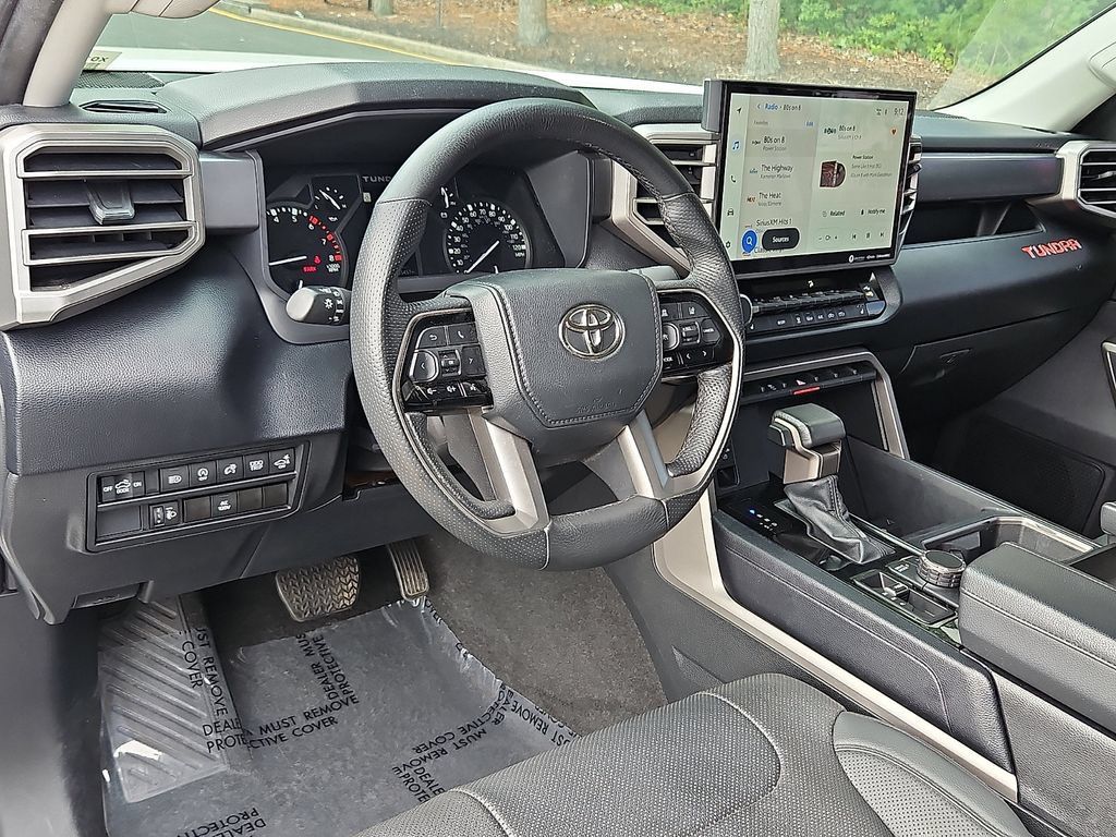 Used 2022 Toyota Tundra SR5 w/ SR5 Premium Package AWD/4WD image 26