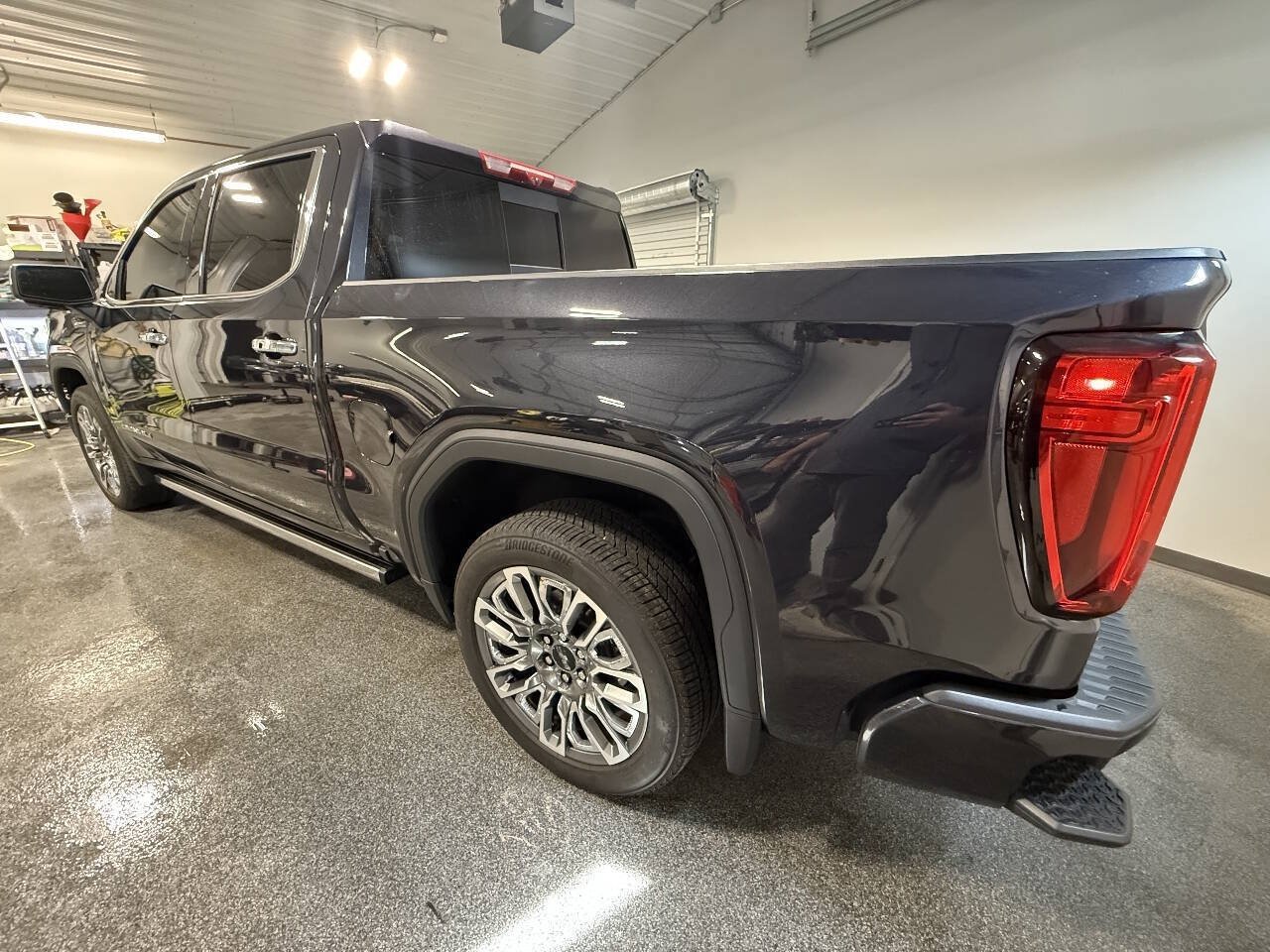 Used 2025 GMC Sierra 1500 Denali Ultimate AWD/4WD image 11