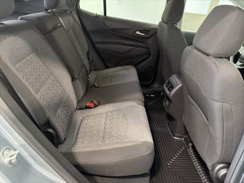 Used 2024 Chevrolet Equinox LT FWD image 23