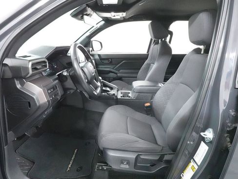 Used 2024 Toyota Tacoma SR5 AWD/4WD image 21