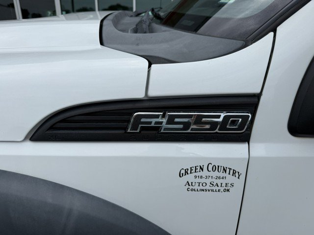 Used 2015 Ford F550 4x4 Regular Cab Super Duty image 14