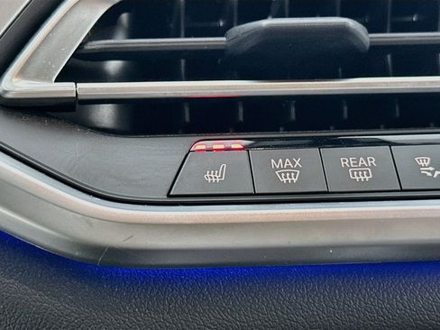 Used 2022 BMW X7 xDrive40i w/ Premium Package AWD/4WD image 20