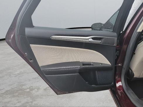 Used 2017 Ford Fusion S image 22