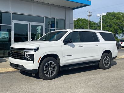 Used 2025 Chevrolet Suburban LT w/ Comfort Package