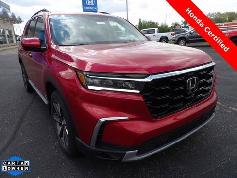 Certified 2023 Honda Pilot Touring image 1