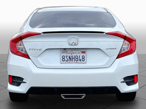 Used 2020 Honda Civic Sport image 4