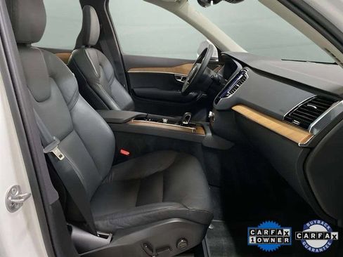 Used 2025 Volvo XC90 B6 Plus image 90