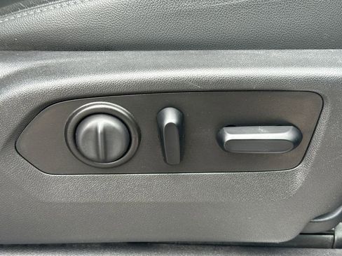 Used 2020 GMC Sierra 2500 SLT w/ SLT Premium Plus Package image 40