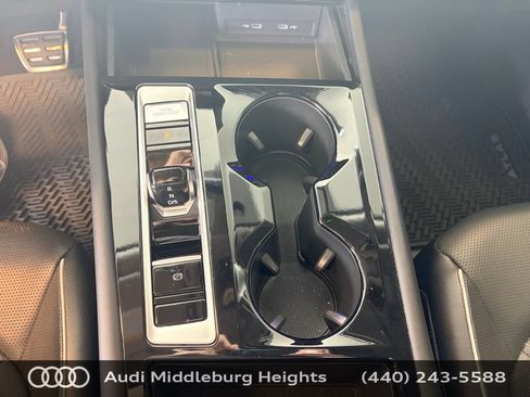 Used 2024 Volkswagen Atlas SEL Premium R-Line AWD/4WD image 21