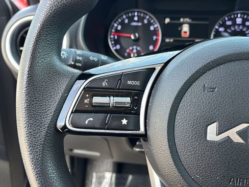 Used 2024 Kia Forte LXS image 22