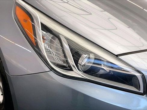 Used 2016 Hyundai Sonata SE w/ Cargo Package image 28