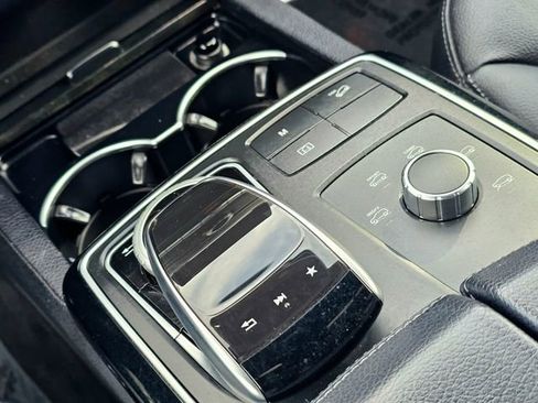 Used 2018 Mercedes-Benz GLE 350 4MATIC image 35