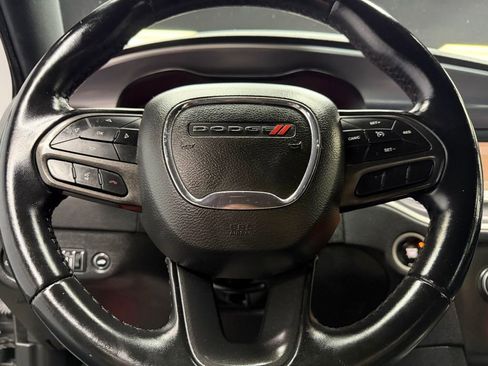 Used 2022 Dodge Charger SXT RWD image 23