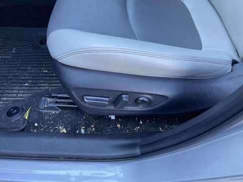 Used 2024 Toyota RAV4 Limited image 30