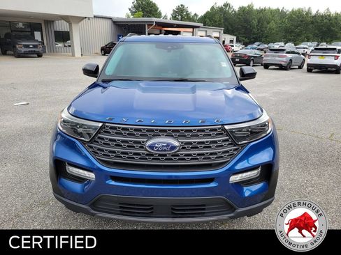 Used 2022 Ford Explorer XLT w/ Equipment Group 202A RWD image 10