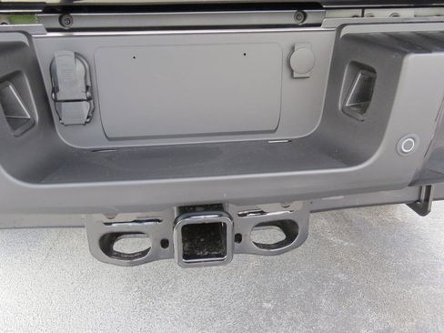 New 2025 Ford F250 Platinum image 15