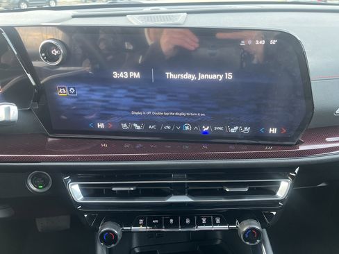 Used 2025 Chevrolet Traverse RS w/ LPO, Floor Liner Package image 27