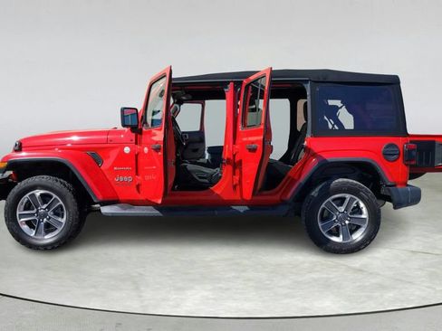 Used 2020 Jeep Wrangler Unlimited Sahara AWD/4WD image 11