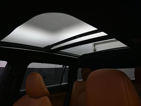 Certified 2025 Toyota Highlander LE image 31