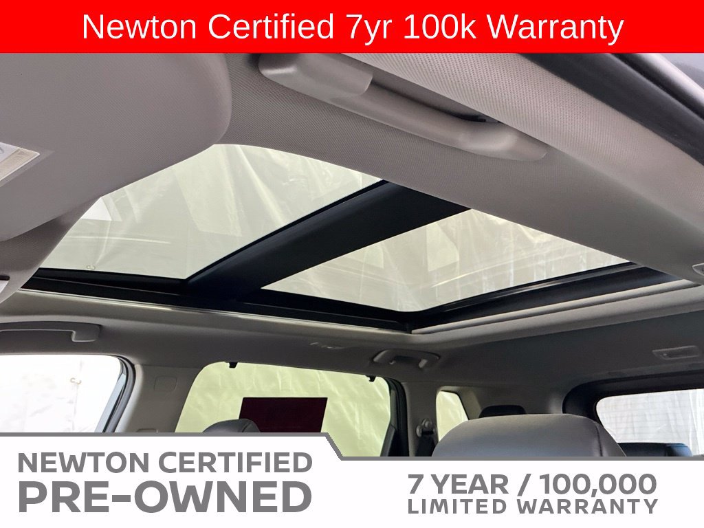 Used 2024 Nissan Rogue SV w/ SV Premium Package FWD image 9