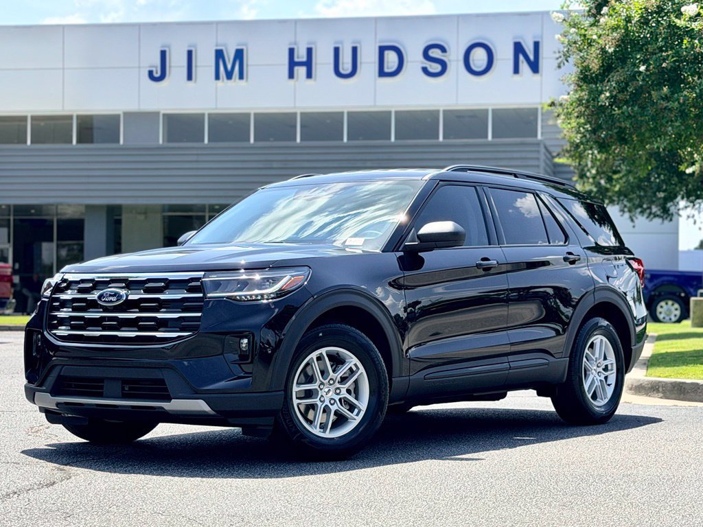 New 2026 Ford Explorer Active w/ Active Comfort Package RWD image 2